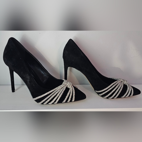 Vince Camuto- New Luxury Black Heels - Picture 3 of 5